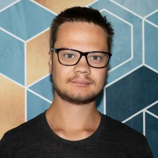 Edvin, som driver E/W Printz.